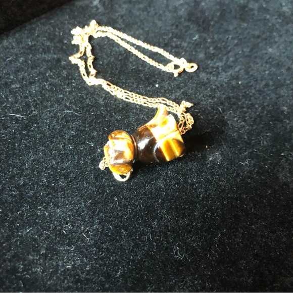 Antique fabrege dog pendent with diamond eyes in gold - Picture 11 of 16